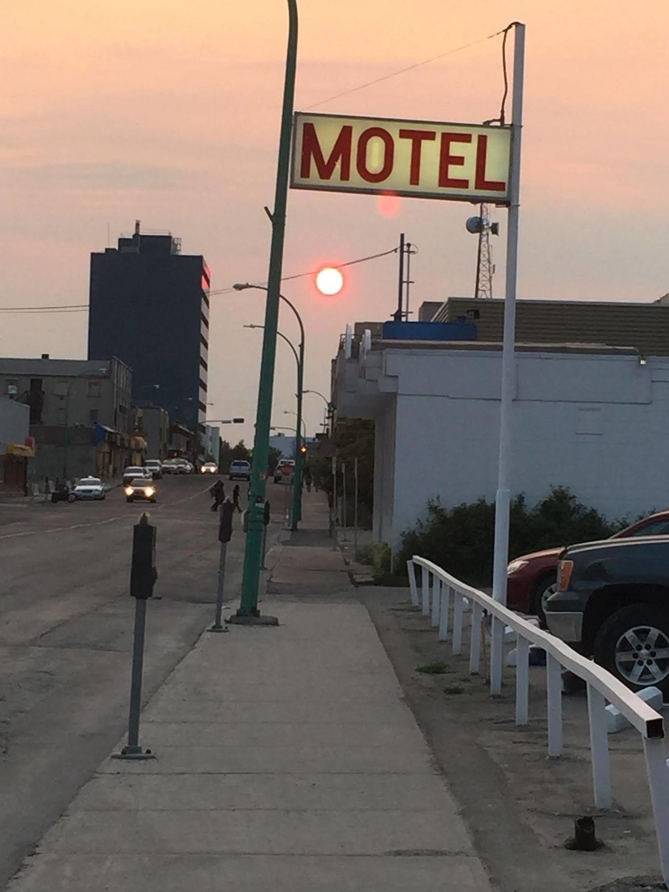 Northern Lites Motel Yellowknife Kültér fotó